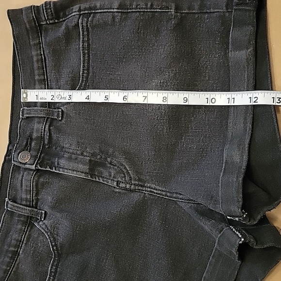 Old Navy Size 8 Washed Black Denim Mid Rise Cuffed Hem Shorts, Gently Used - Picture 5 of 12